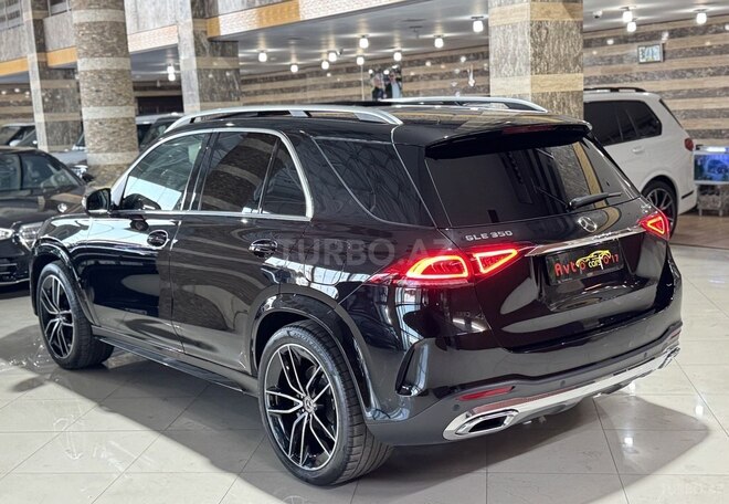 Mercedes GLE 350 4MATIC 2021, 33,000 km - 2.0 л - Bakı