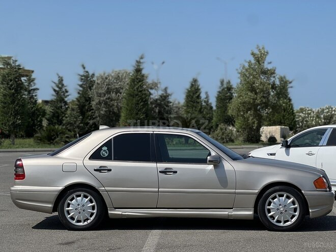 Mercedes C 230 1998, 303,000 km - 2.3 л - Sumqayıt