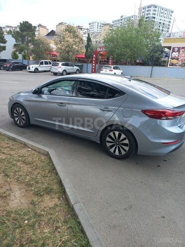 Hyundai Elantra 2017, 105,000 km - 2.0 l - Bakı