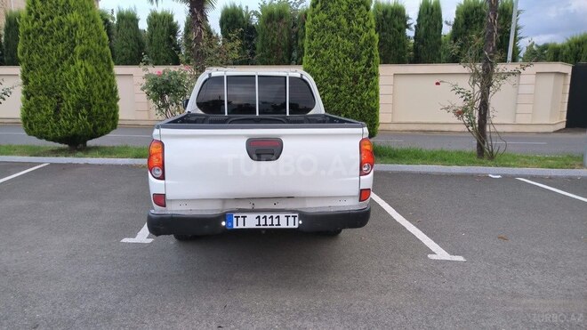 Mitsubishi L200 2014, 400,000 km - 2.5 l - Lənkəran