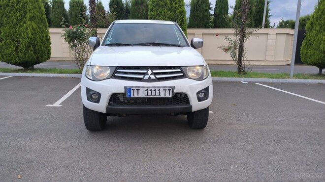 Mitsubishi L200 2014, 400,000 km - 2.5 l - Lənkəran