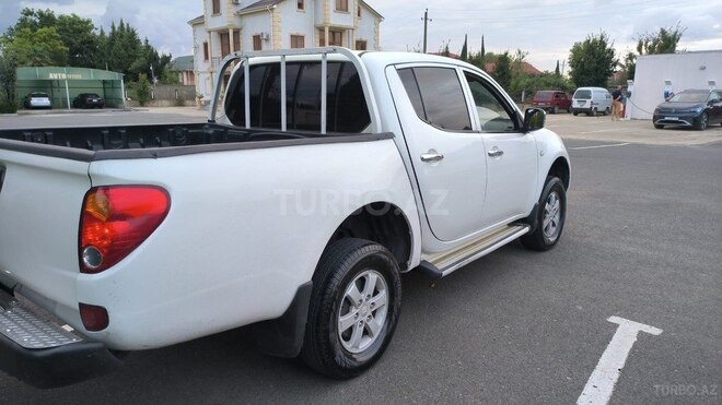 Mitsubishi L200 2014, 400,000 km - 2.5 l - Lənkəran