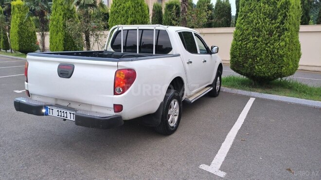 Mitsubishi L200 2014, 400,000 km - 2.5 l - Lənkəran