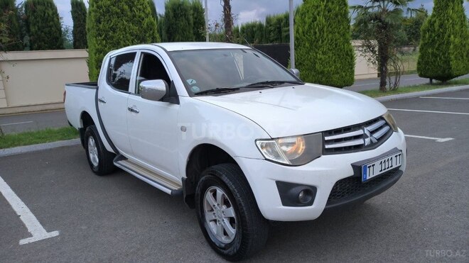 Mitsubishi L200 2014, 400,000 km - 2.5 l - Lənkəran
