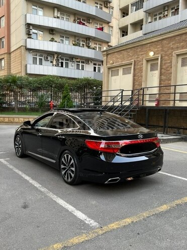 Hyundai Grandeur 2015, 188,000 km - 2.2 л - Bakı