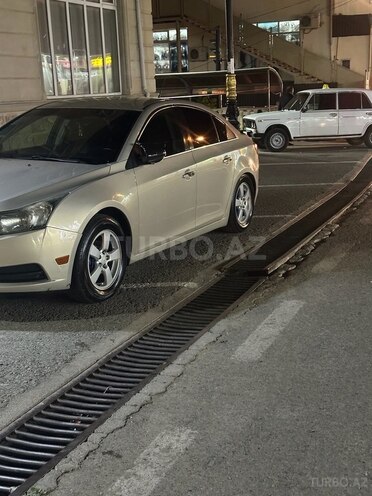 Chevrolet Cruze 2011, 299,870 km - 1.4 l - Bakı