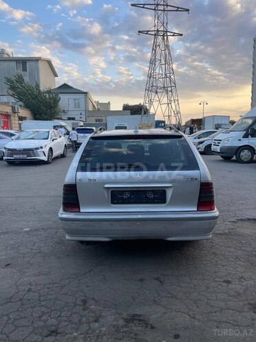 Mercedes C 220 1999, 347,858 km - 2.2 l - Bakı