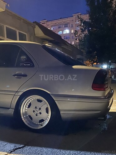 Mercedes C 230 1998, 303,000 km - 2.3 л - Sumqayıt