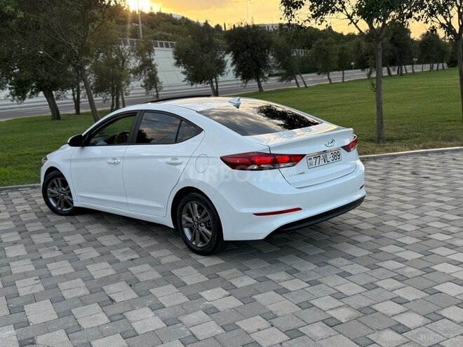 Hyundai Elantra 2018, 26,697 km - 2.0 l - Bakı