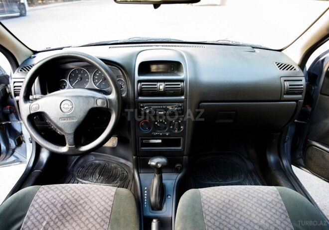 Opel Astra 2003, 233,500 km - 1.6 л - Bakı