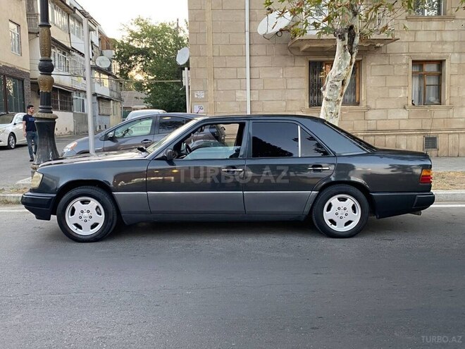 Mercedes E 200 1993, 600,000 km - 2.0 l - Gəncə