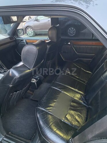 Mercedes E 200 1993, 600,000 km - 2.0 l - Gəncə