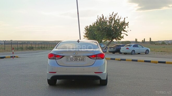 Hyundai Avante 2014, 201,000 km - 1.6 л - Bakı