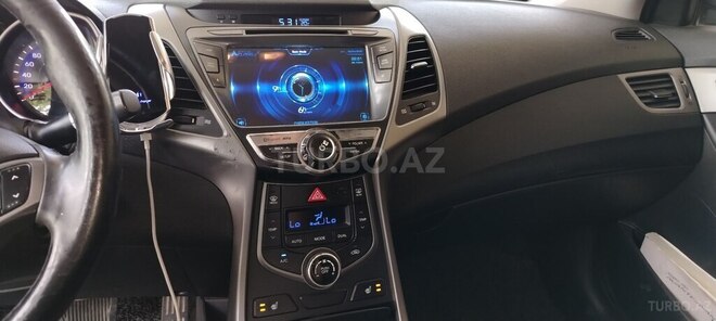 Hyundai Avante 2014, 201,000 km - 1.6 л - Bakı