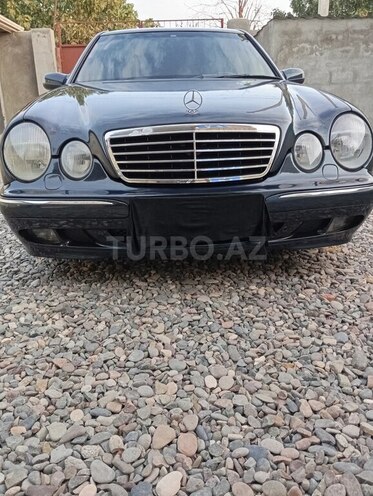 Mercedes E 220 1999, 687,554 km - 2.2 l - Bakı