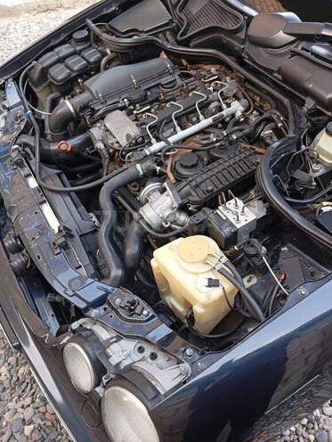 Mercedes E 220 1999, 687,554 km - 2.2 l - Bakı