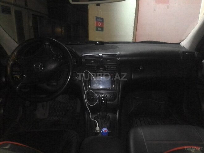 Mercedes C 220 2000, 510,000 km - 2.2 l - Bakı