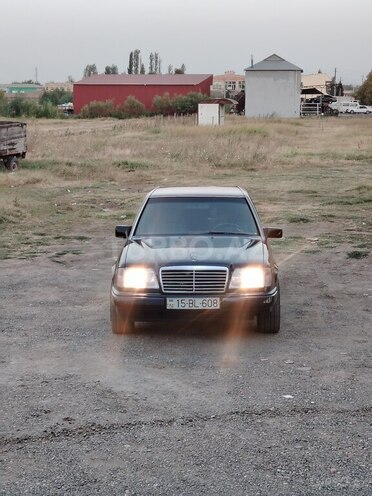 Mercedes E 200 1995, 347,745 km - 2.0 l - Füzuli