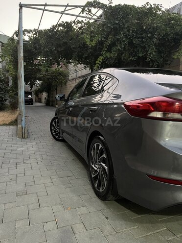 Hyundai Elantra 2018, 143,232 km - 2.0 л - Bakı