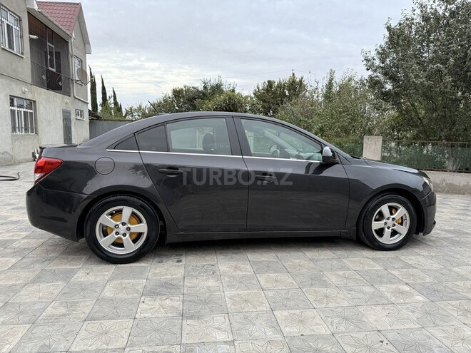 Chevrolet Cruze 2013, 285,000 km - 1.4 l - Masallı