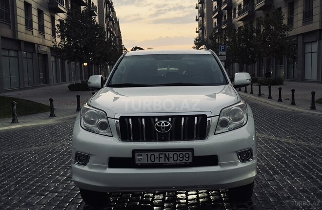 Toyota Land Cruiser Prado 2012, 297,000 km - 4.0 л - Bakı