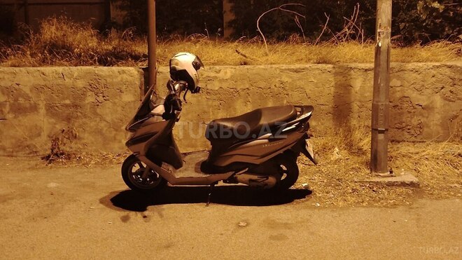 Suzuki Burgman 2020, 92,000 km - 0.2 l - Bakı