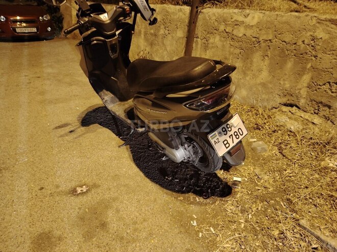 Suzuki Burgman 2020, 92,000 km - 0.2 l - Bakı