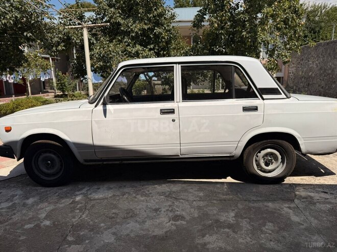 LADA (VAZ) 2107 2007, 130,000 km - 1.6 л - Şəki