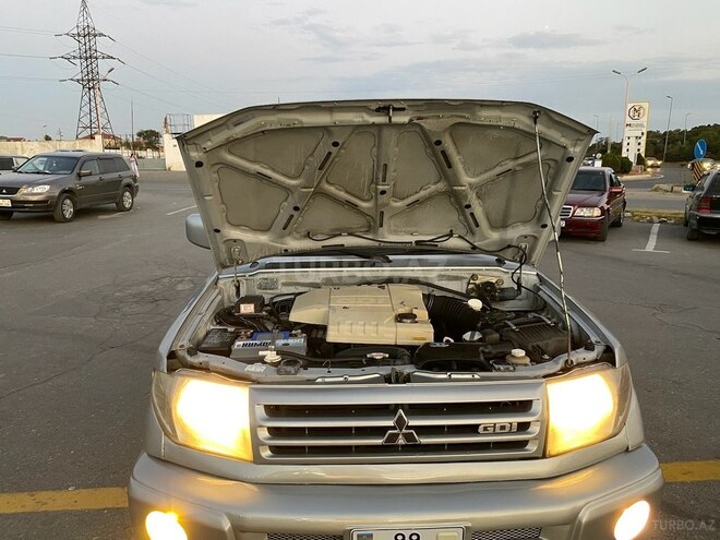 Mitsubishi Pajero io 1999, 384,131 km - 1.8 l - Bakı