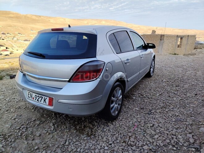 Opel Astra 2006, 270,441 km - 1.3 l - Bakı