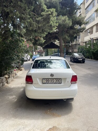 Volkswagen Polo 2015, 116,070 km - 1.6 l - Bakı