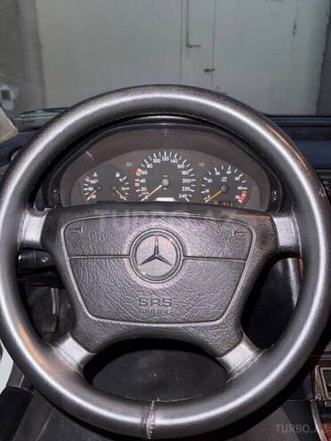Mercedes C 200 1999, 535,000 km - 2.0 л - Bakı