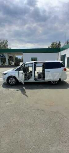 Kia Carnival 2015, 230,000 km - 2.2 l - Mingəçevir