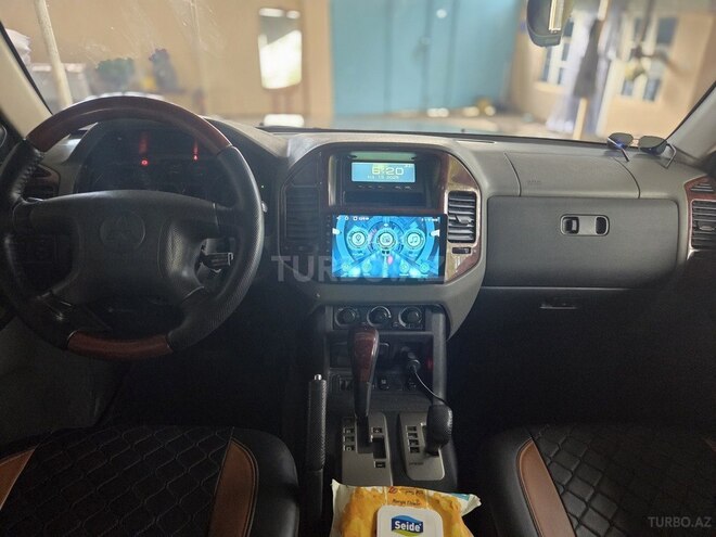 Mitsubishi Pajero 2004, 377,538 km - 3.0 l - Şamaxı