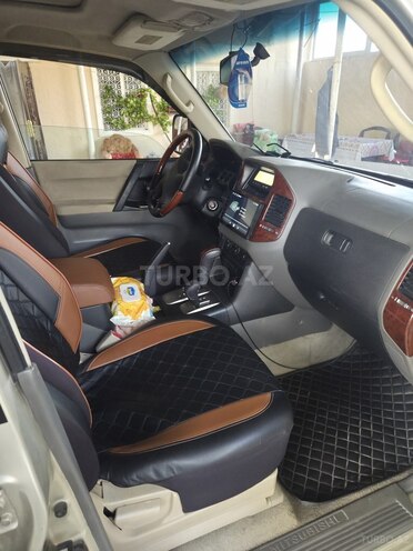 Mitsubishi Pajero 2004, 377,538 km - 3.0 l - Şamaxı