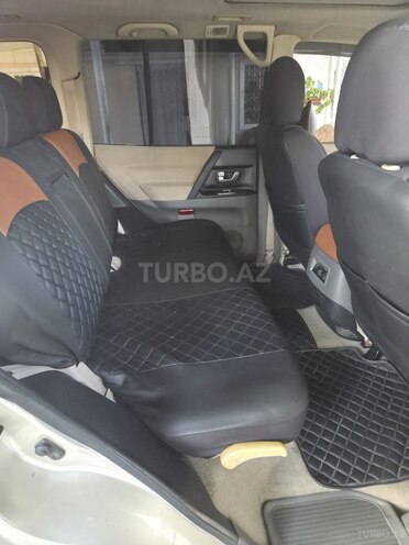 Mitsubishi Pajero 2004, 377,538 km - 3.0 l - Şamaxı