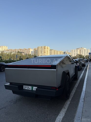 Tesla  2024, 5,000 km - 0.0 l - Bakı