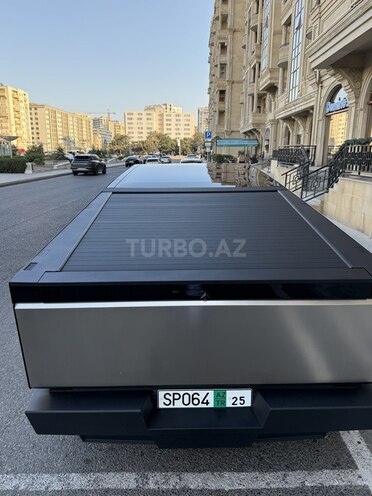 Tesla  2024, 5,000 km - 0.0 l - Bakı