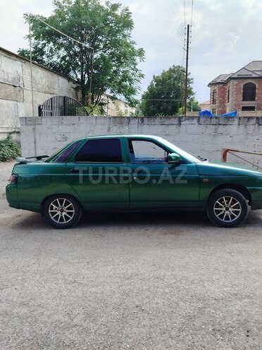 LADA (VAZ) 2110 2001, 140,000 km - 1.6 l - Qusar