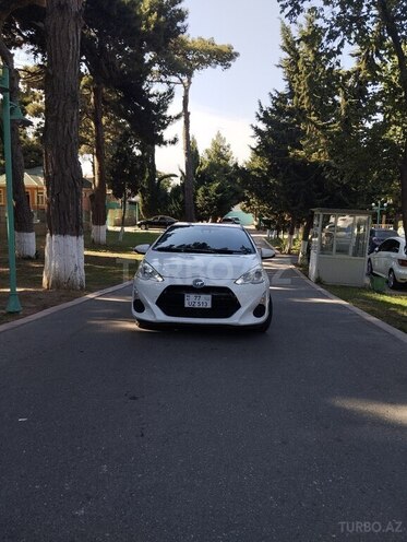 Toyota Aqua 2017, 68,000 km - 1.5 l - Bakı