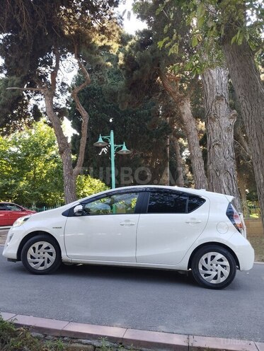 Toyota Aqua 2017, 68,000 km - 1.5 l - Bakı