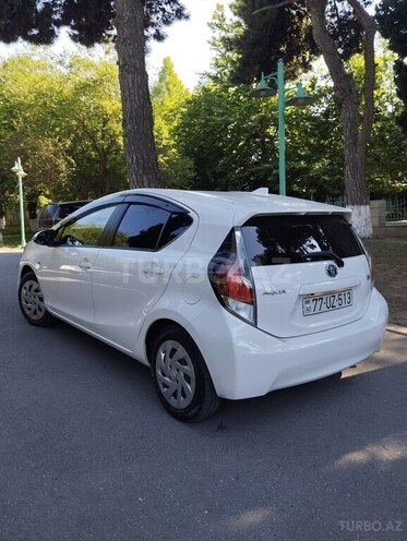 Toyota Aqua 2017, 68,000 km - 1.5 l - Bakı