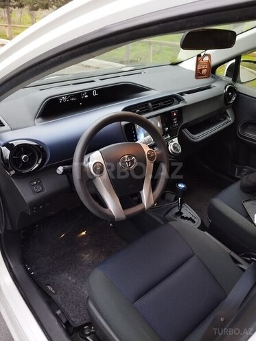 Toyota Aqua 2017, 68,000 km - 1.5 l - Bakı