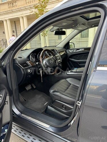 Mercedes GL 450 4MATIC 2014, 238,900 km - 4.7 l - Bakı
