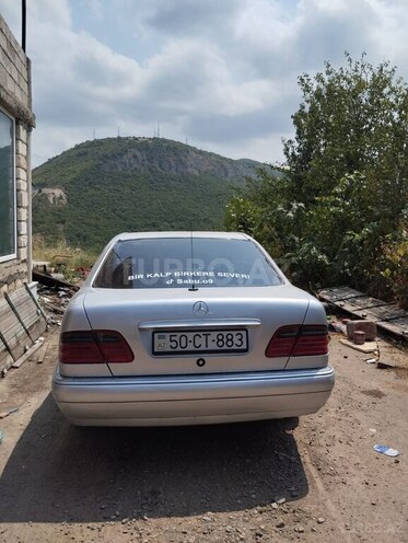 Mercedes E 230 1996, 350,000 km - 2.3 l - Bərdə