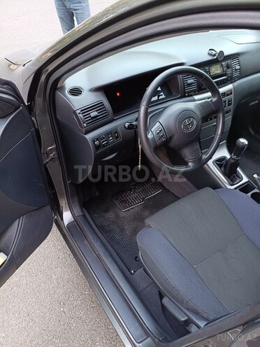 Toyota Corolla 2006, 200,518 km - 1.4 l - Bakı