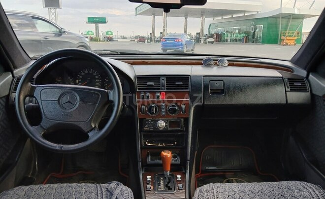 Mercedes C 200 1996, 254,236 km - 2.0 l - Bakı
