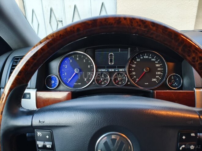 Volkswagen Touareg 2007, 233,000 km - 3.6 l - Gəncə