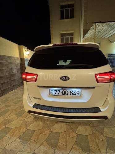 Kia Carnival 2015, 182,000 km - 2.2 l - Bakı