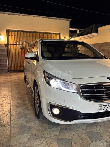 Kia Carnival 2015, 182,000 km - 2.2 l - Bakı
